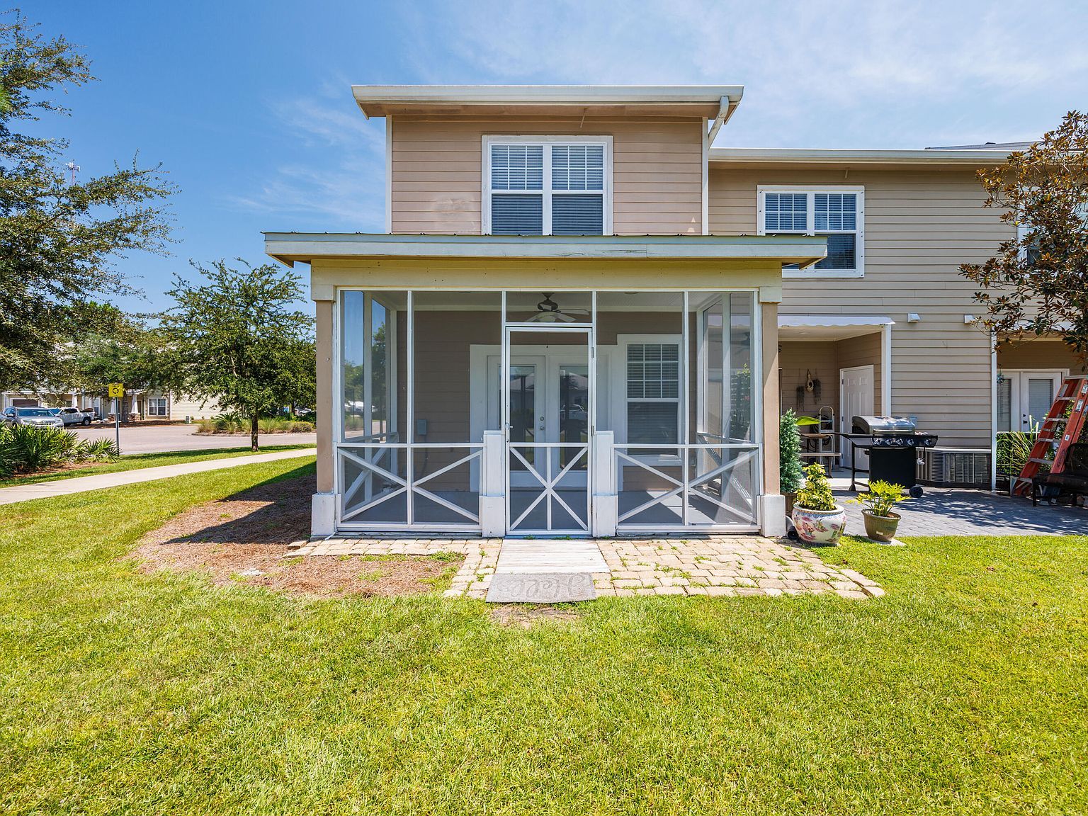 16 S Sand Palm Rd Freeport, FL 32439 - Thumbnail 5