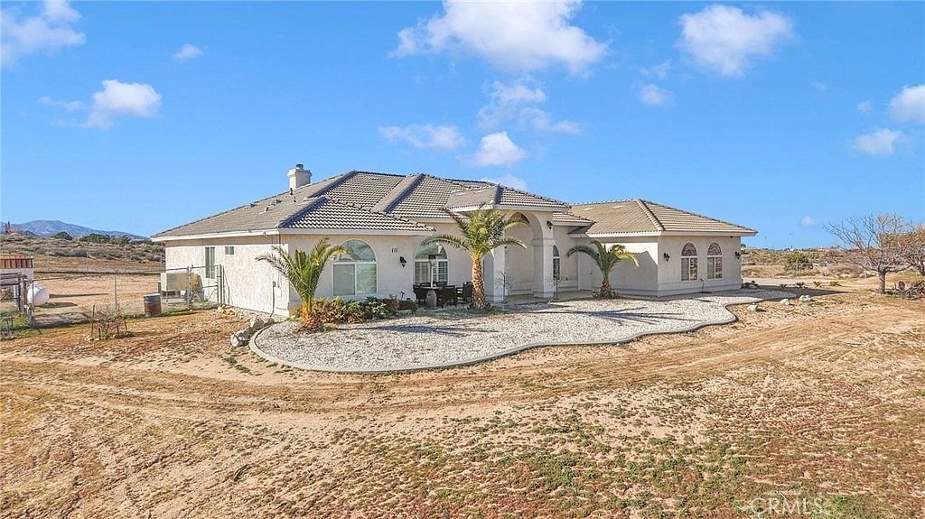 6086 Pythagoras Rd Oak Hills, CA 92344 - Thumbnail 5