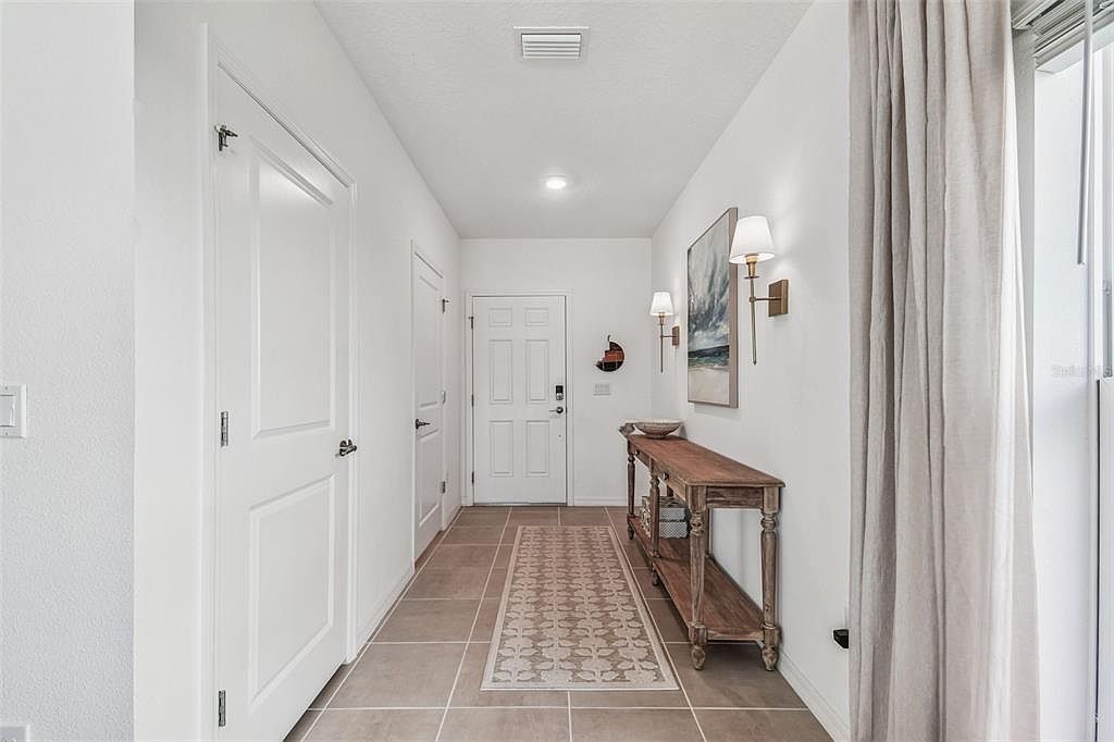 11220 Fieldstone Dr Palmetto, FL 34221 - Thumbnail 5