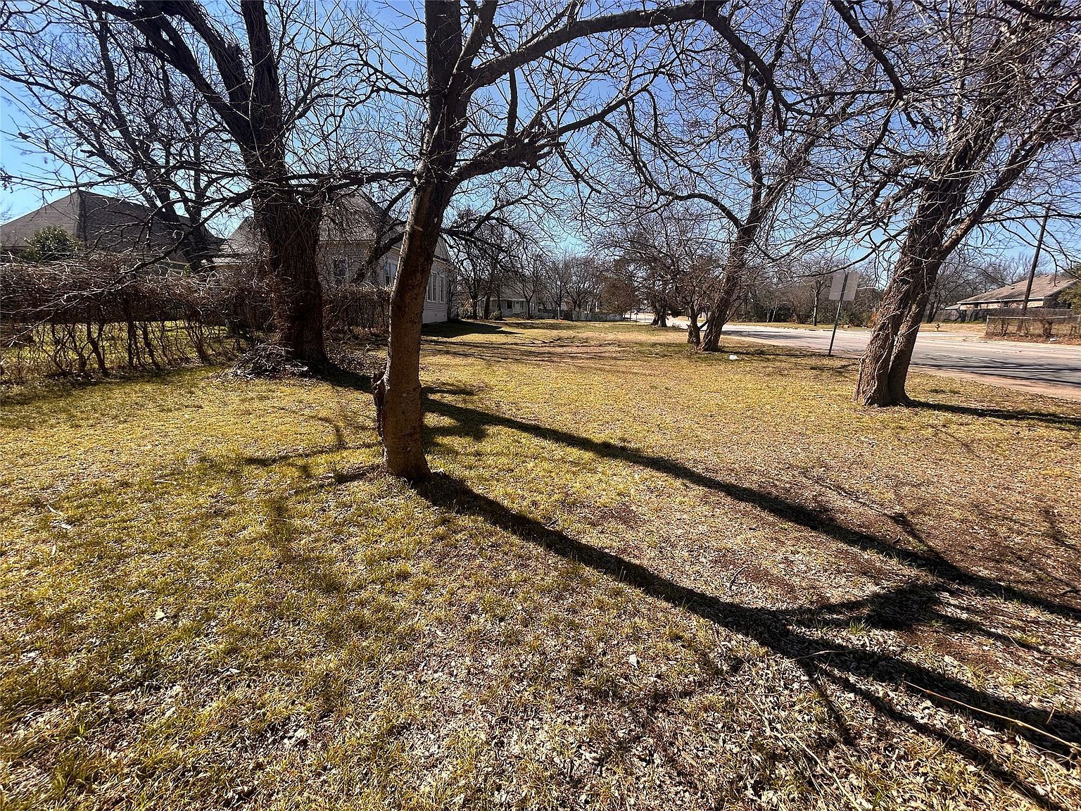 933 N 12th St Waco, TX 76707 - Thumbnail 5