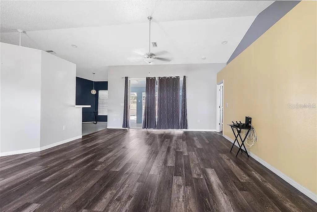 13377 Elise Ln Spring Hill, FL 34609 - Thumbnail 5