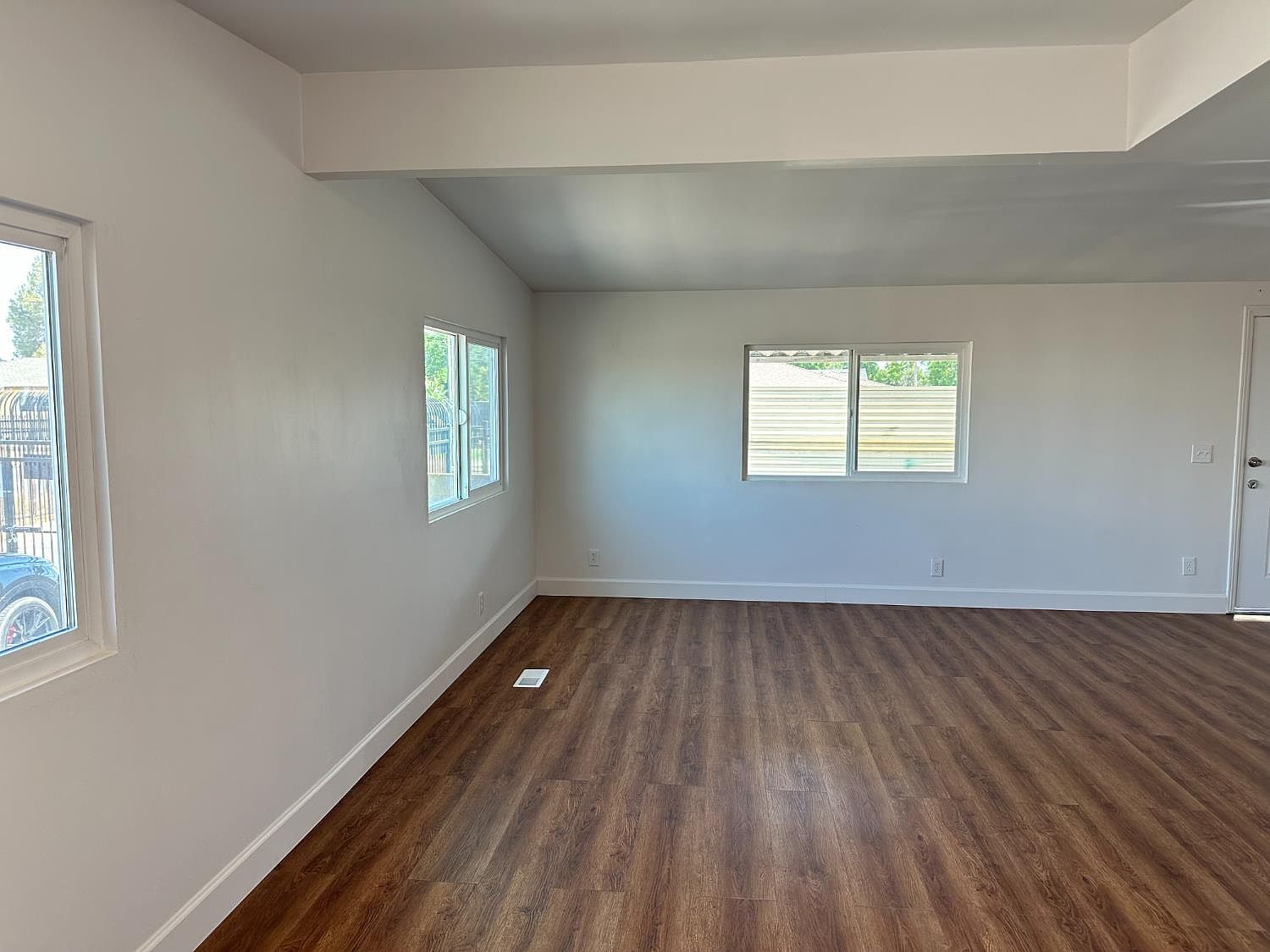 3550 N Duke Ave #5 Fresno, CA 93727 - Thumbnail 5