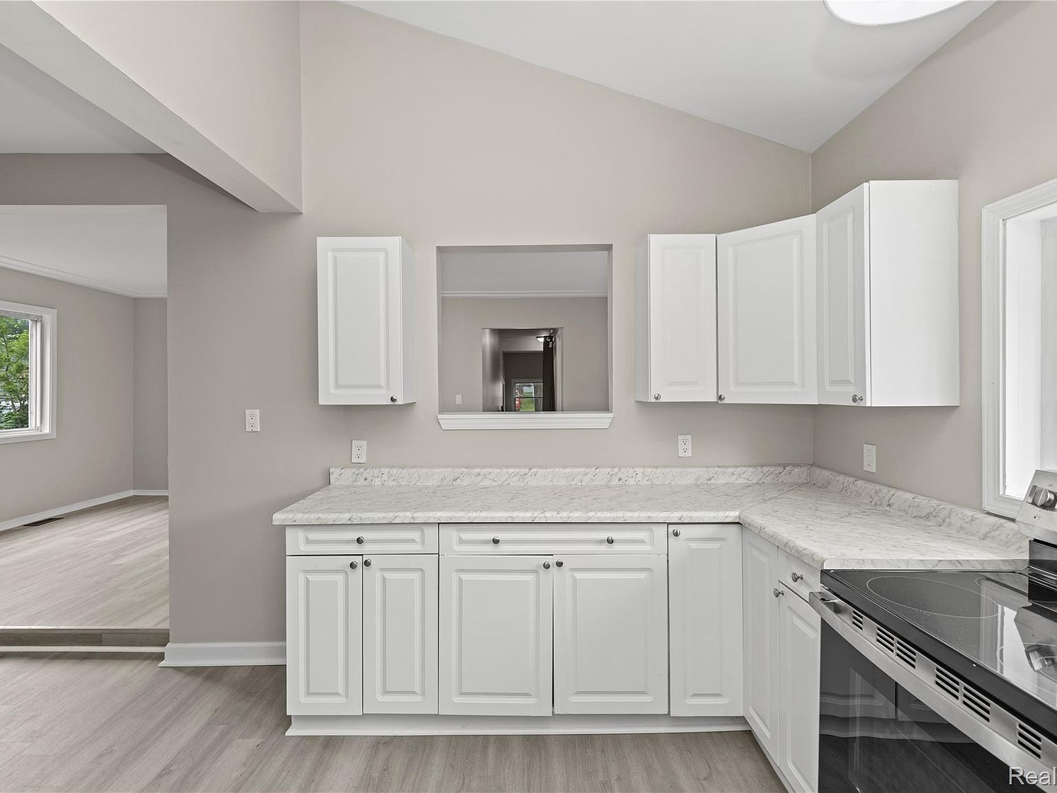 3321 Stone St Port Huron, MI 48060 - Thumbnail 5