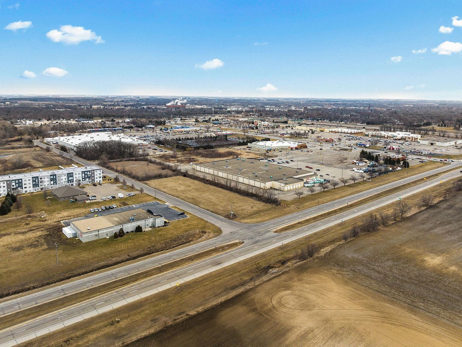 1400 18th Ave NW Austin, MN 55912 - Thumbnail 5