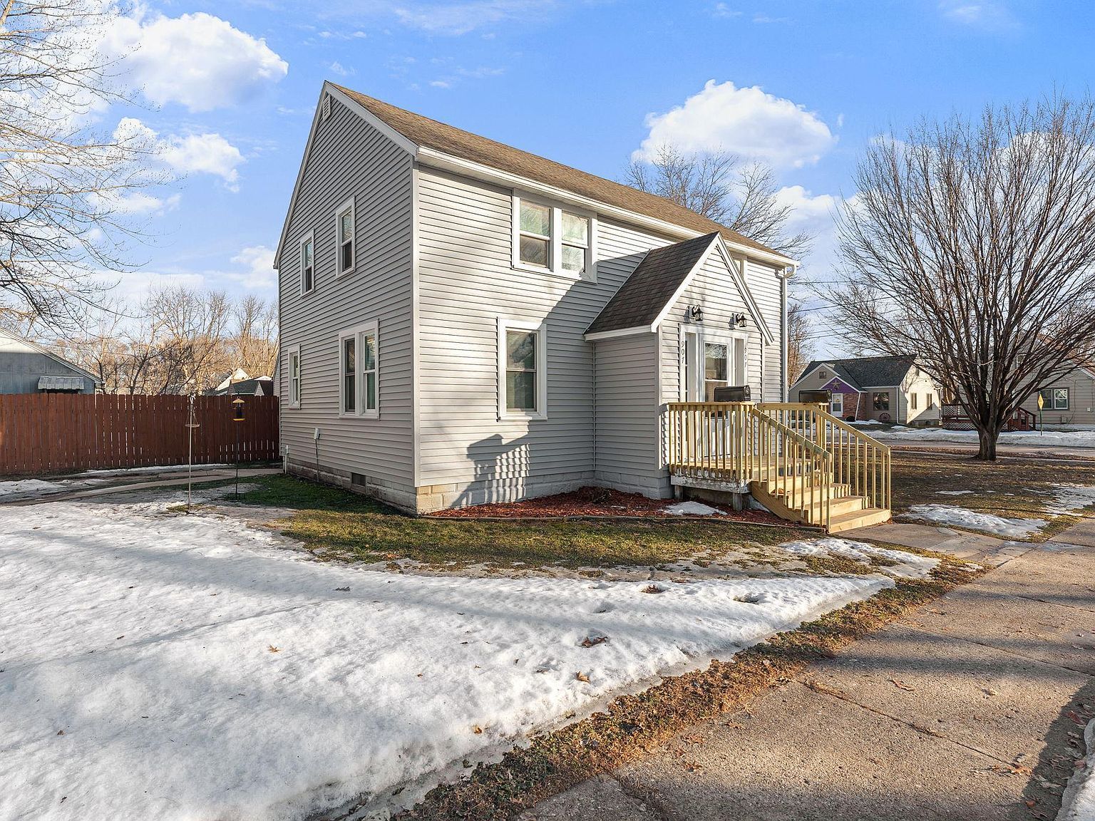 907 8th St SE Austin, MN 55912 - Thumbnail 5
