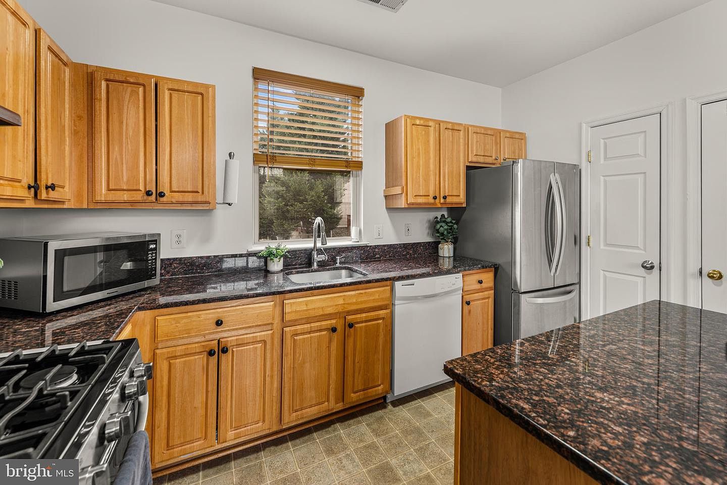 21781 Findon Ct Ashburn, VA 20147 - Thumbnail 5