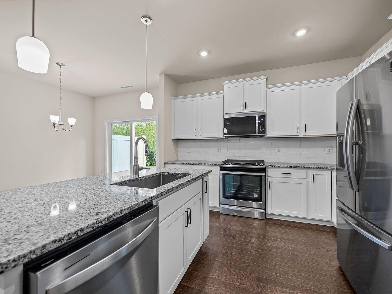 1006 Sycaten St Durham, NC 27703 - Thumbnail 5