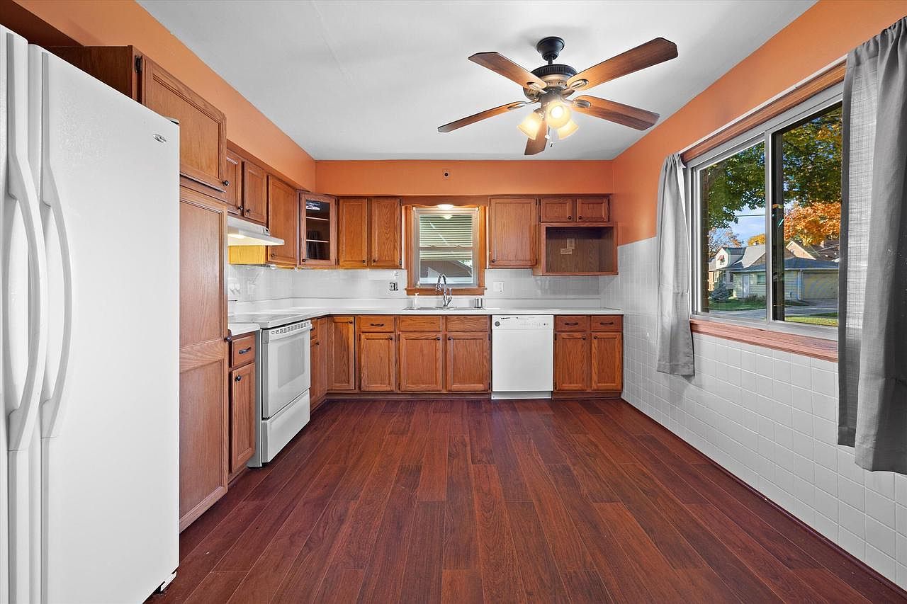 3801 S 13th St Milwaukee, WI 53221 - Thumbnail 5