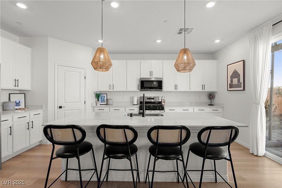 2741 Gallarate Dr Henderson, NV 89044 - Thumbnail 5