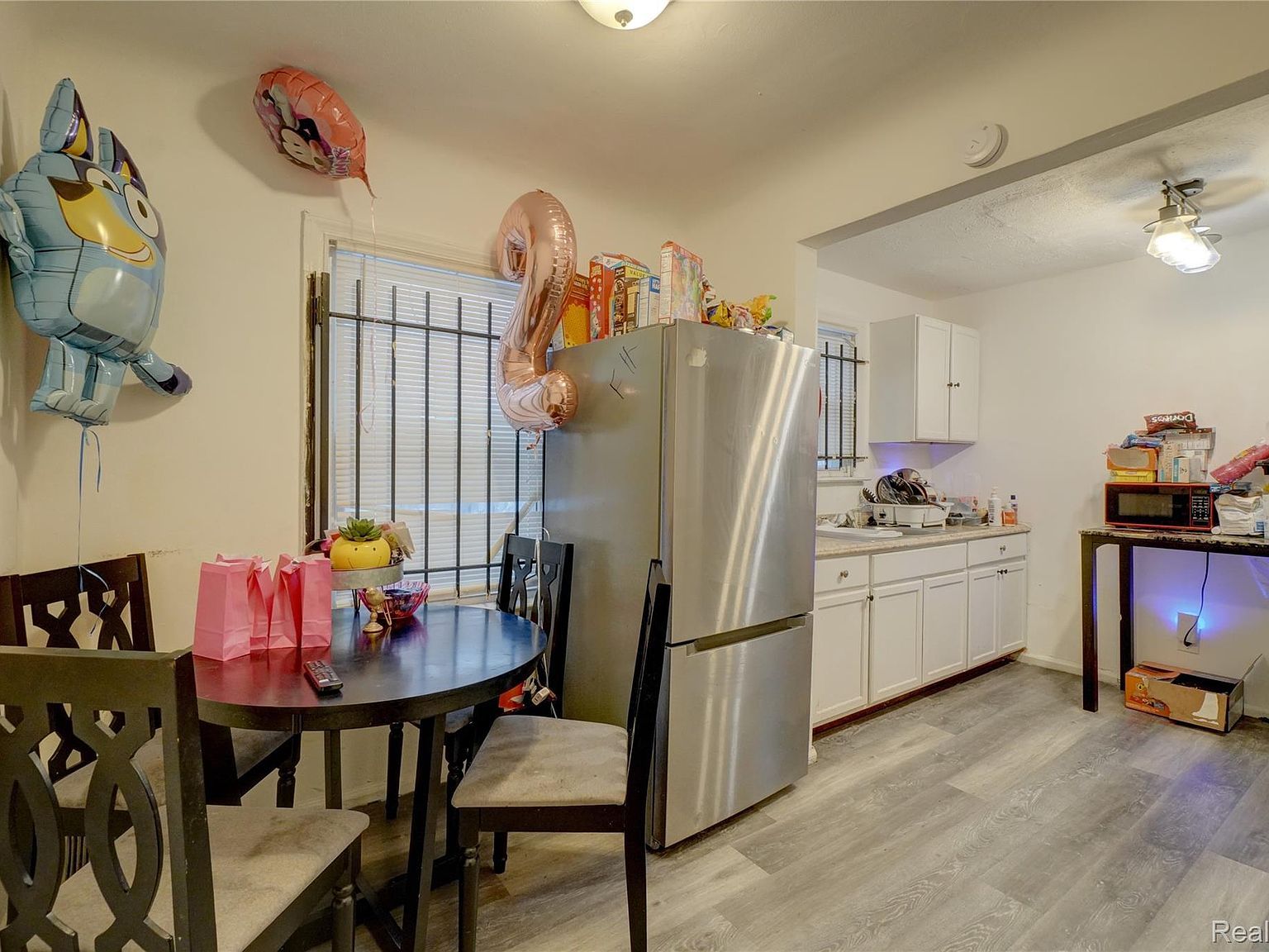 19161 Meyers Rd Detroit, MI 48235 - Thumbnail 5