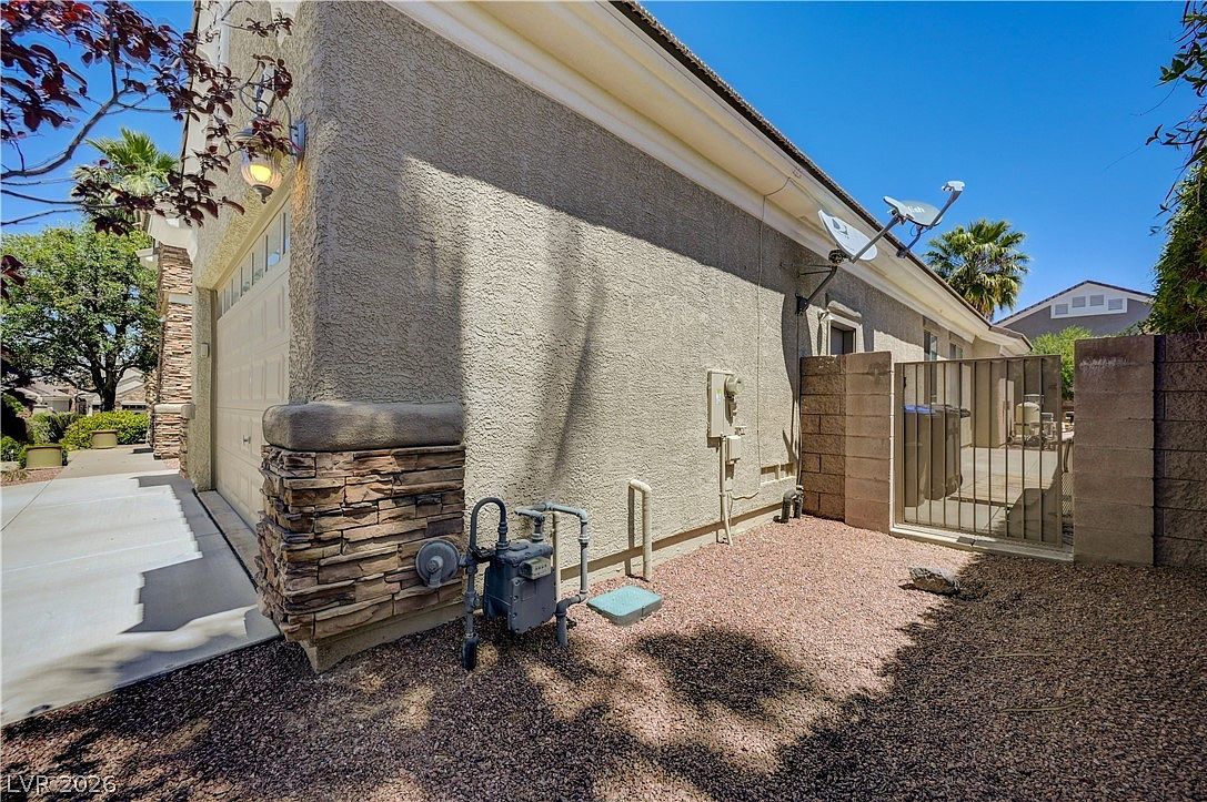 2052 Sinfonia Ave Henderson, NV 89052 - Thumbnail 5