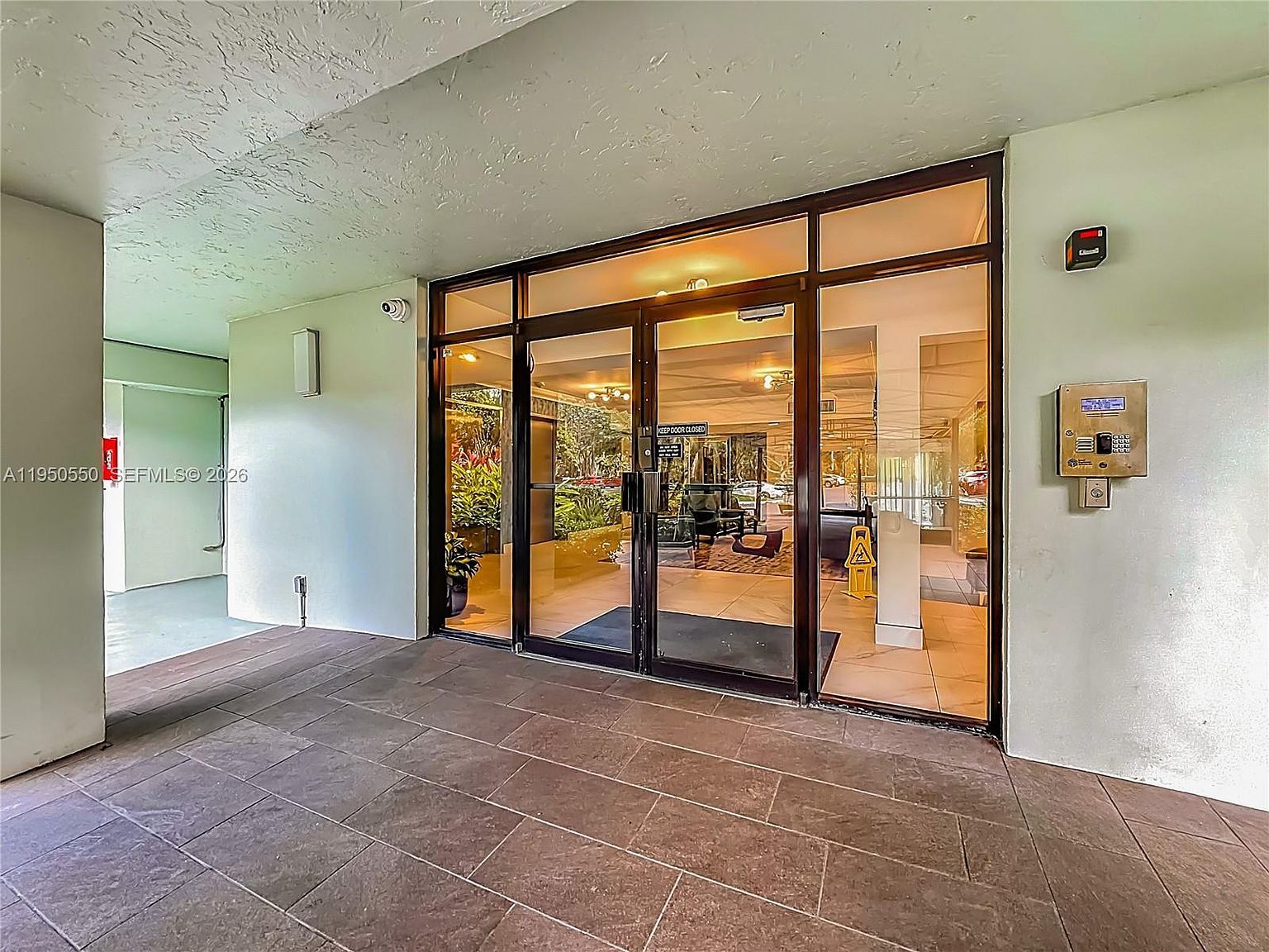 806 Cypress Grove Ln APT 303 Pompano Beach, FL 33069 - Thumbnail 5