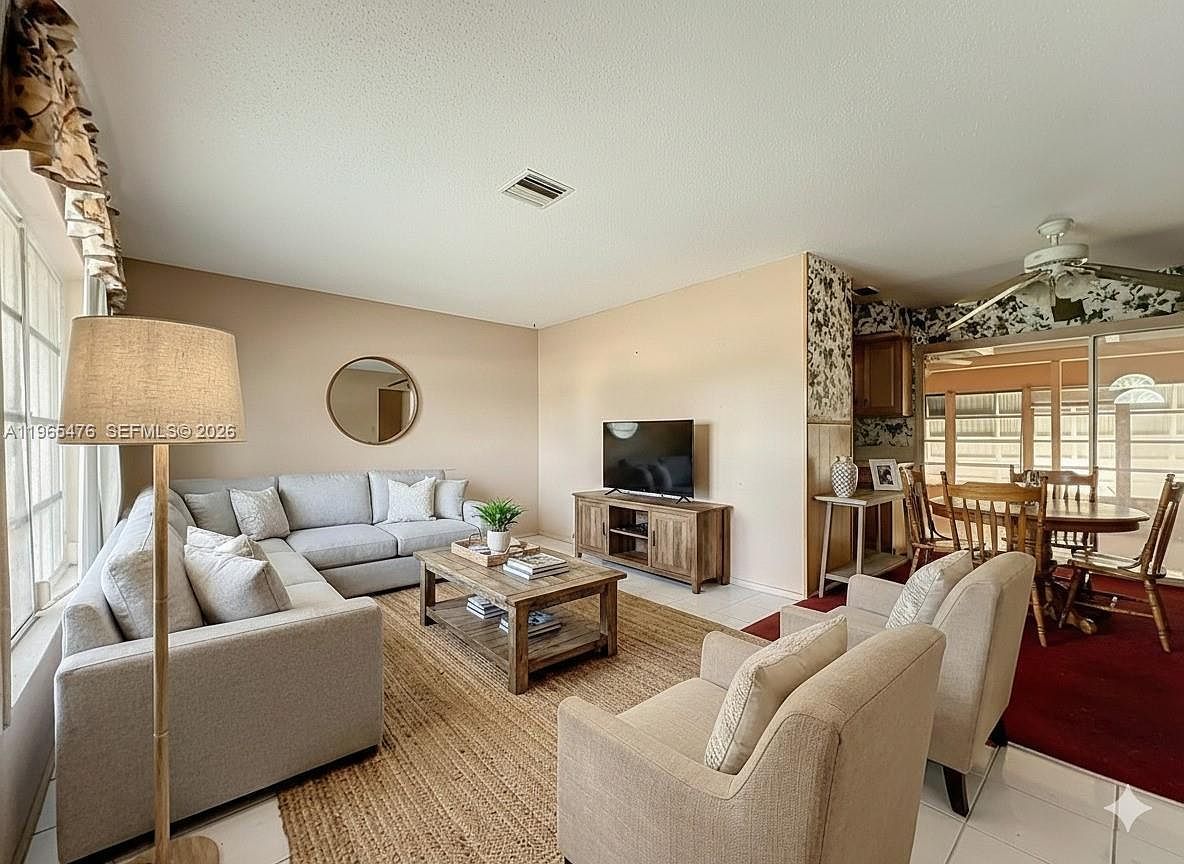 310 SE Calmoso Dr Port Saint Lucie, FL 34983 - Thumbnail 5