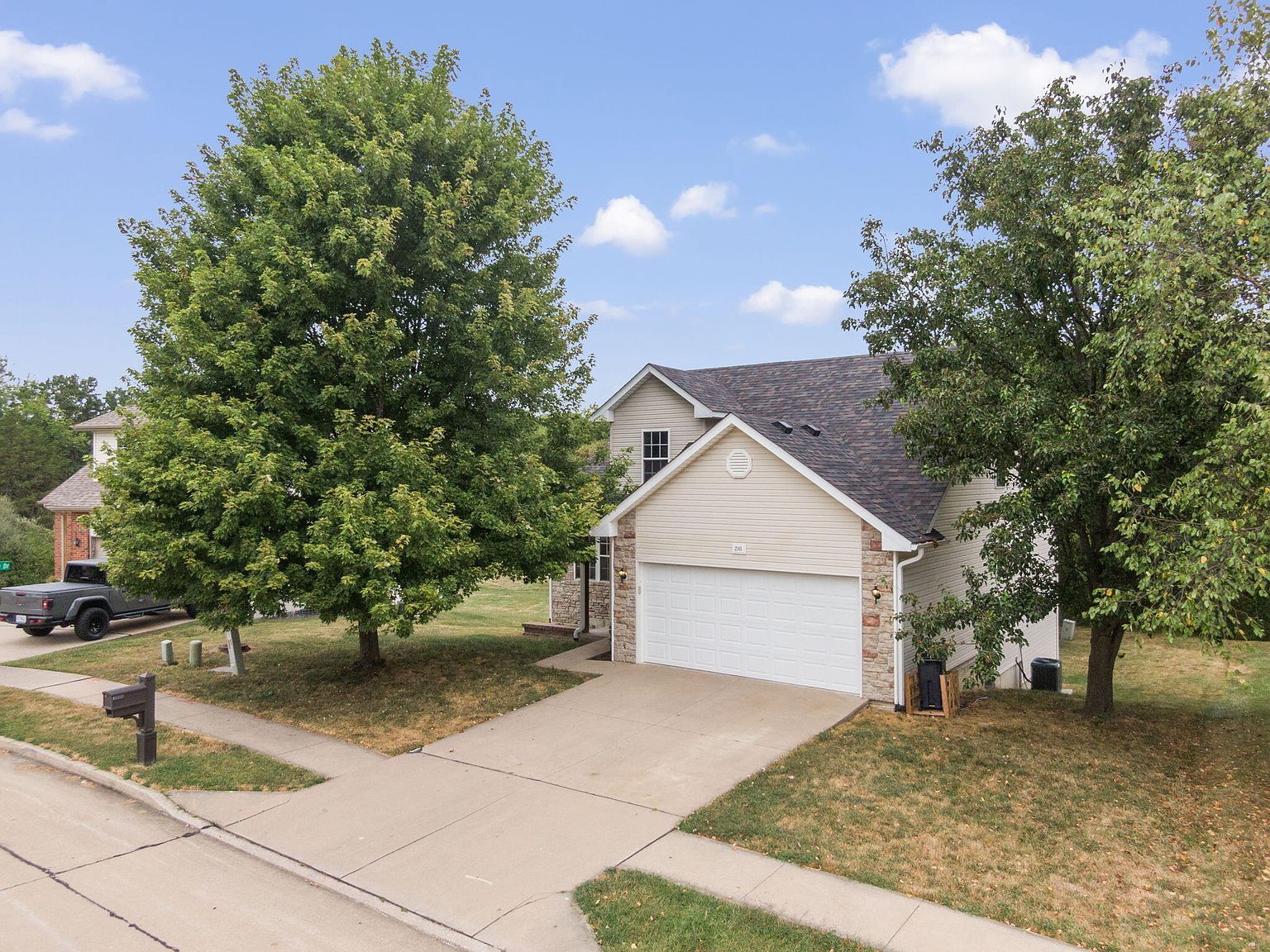 2101 Bay Brook Dr Columbia, MO 65201 - Thumbnail 5