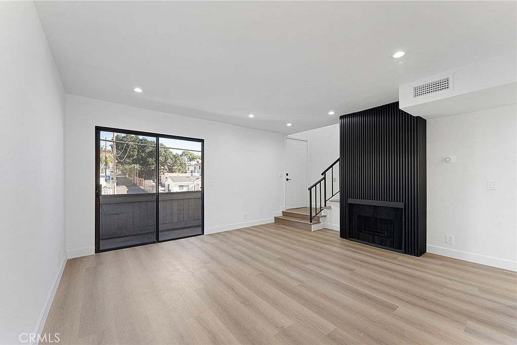 10219 Pinewood Ave APT 2 Tujunga, CA 91042 - Thumbnail 5