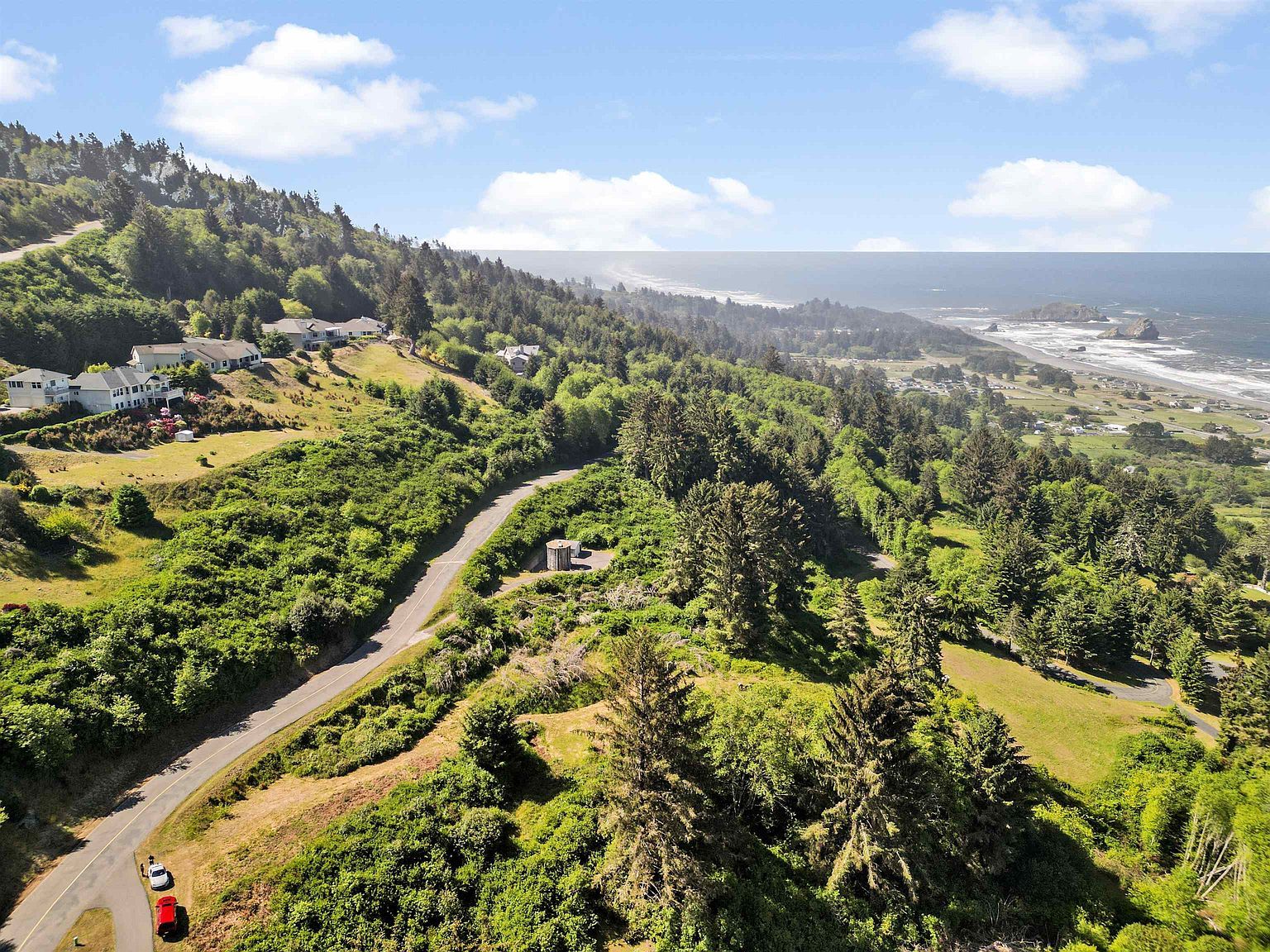 400 Spyglass Rd Smith River, CA 95567 - Thumbnail 5