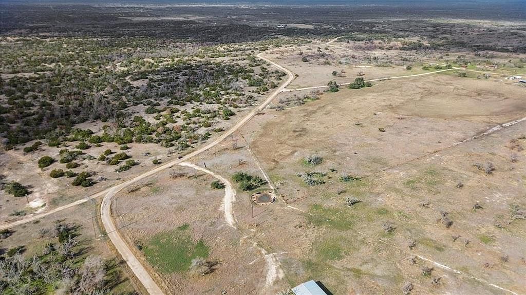 2 Schneider Moellering Rd Fredericksburg, TX 78624 - Thumbnail 5