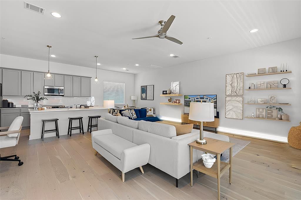 2050 Lohmans Spur #603 Austin, TX 78734 - Thumbnail 5