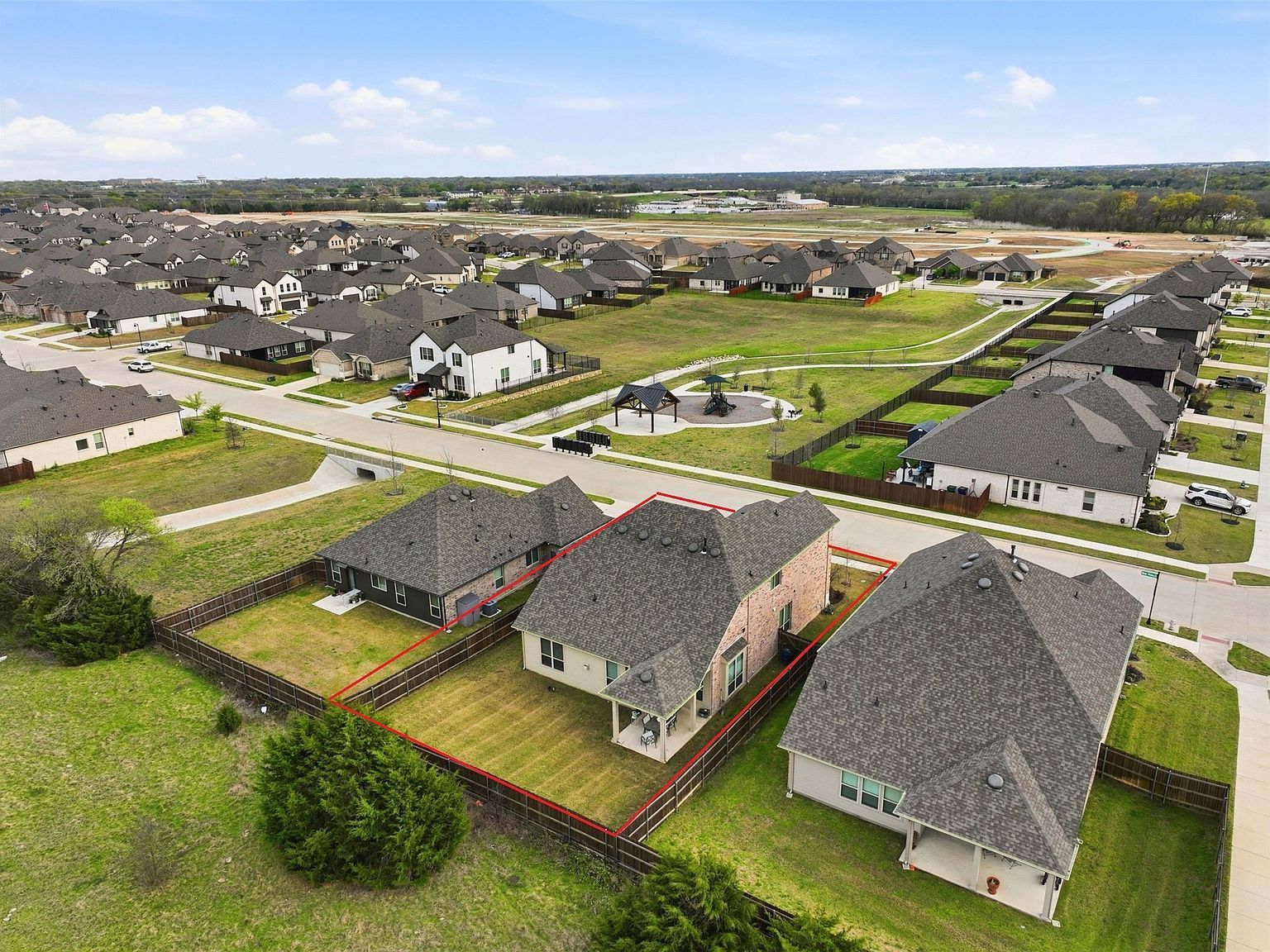 2352 High Plain Ln Waxahachie, TX 75167 - Thumbnail 5
