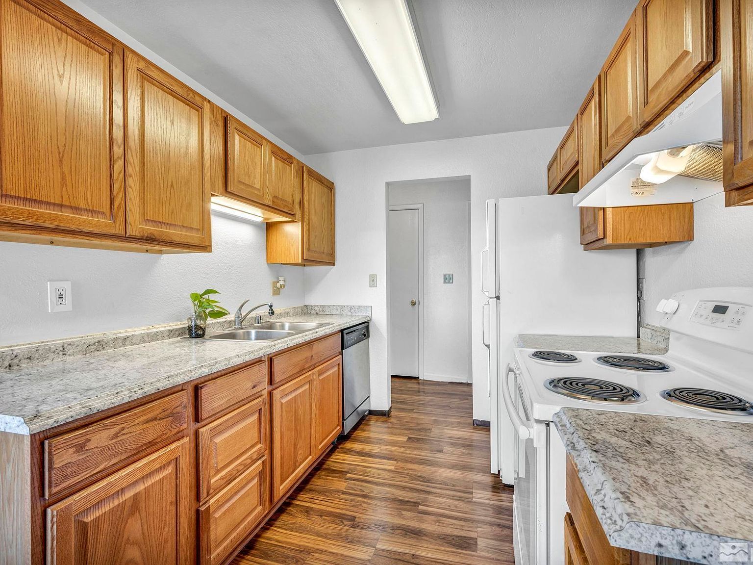 3948 Clear Acre Ln APT 262 Reno, NV 89512 - Thumbnail 5