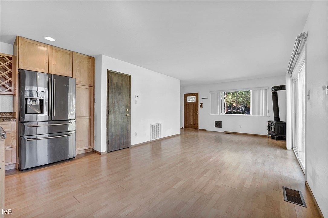 827 Robin Dr #8 Incline Village, NV 89451 - Thumbnail 5