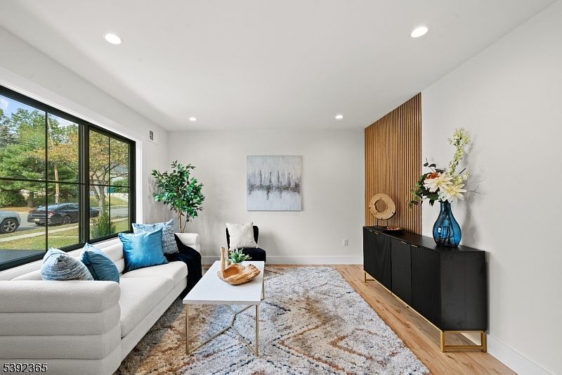 108 Harrington Rd Clifton, NJ 07012 - Thumbnail 5