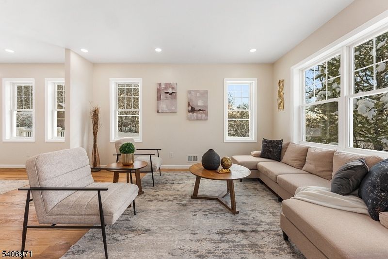 10 Old Rifle Camp Rd Woodland Park, NJ 07424 - Thumbnail 5