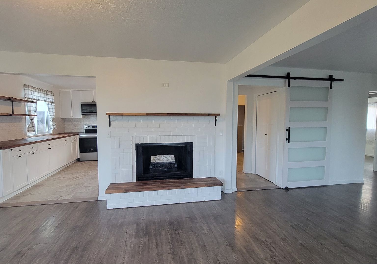 800 Territorial St Harrisburg, OR 97446 - Thumbnail 5