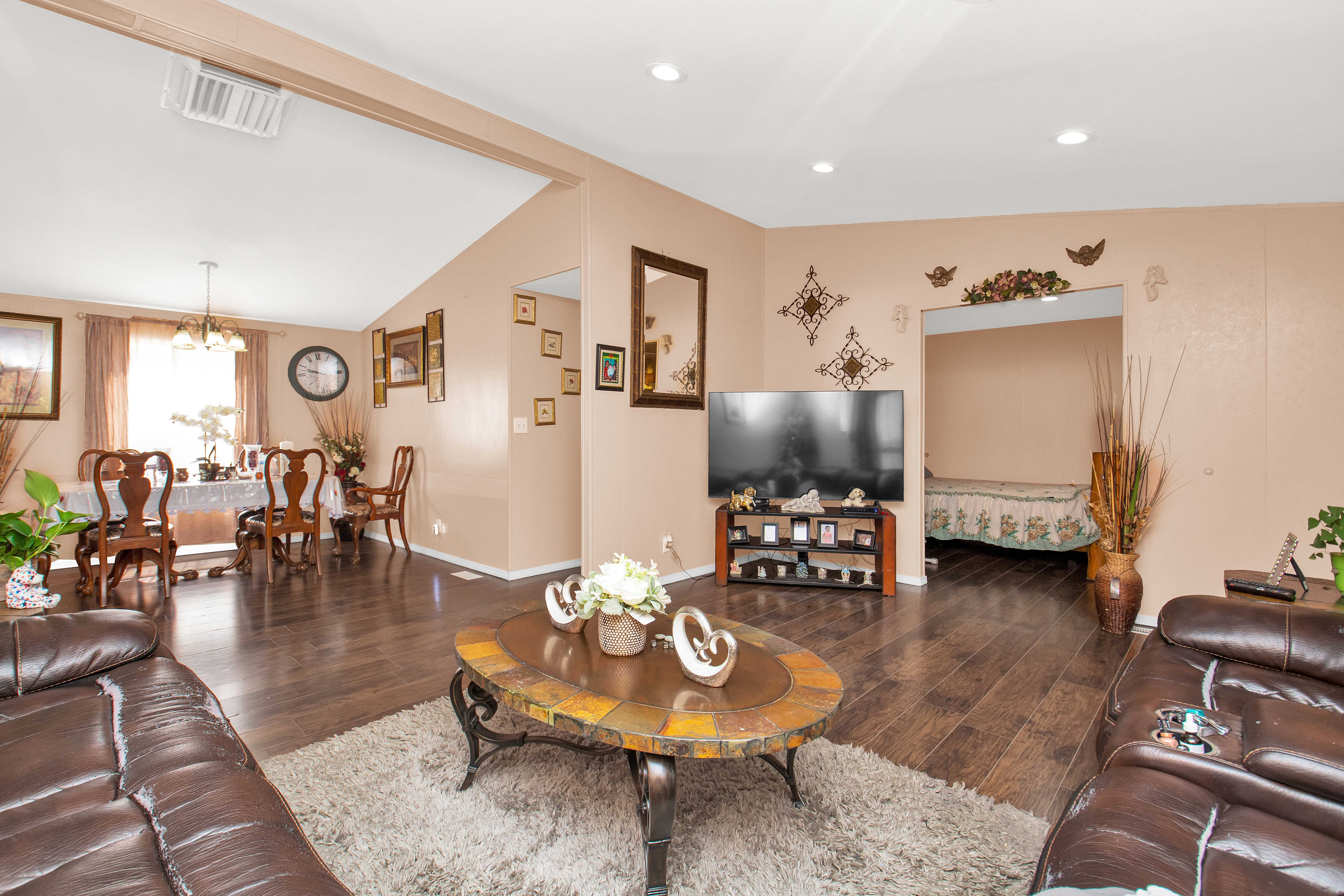 1350 West 300 North TRLR 64, Clearfield, UT, USA, 84015 - Thumbnail 5