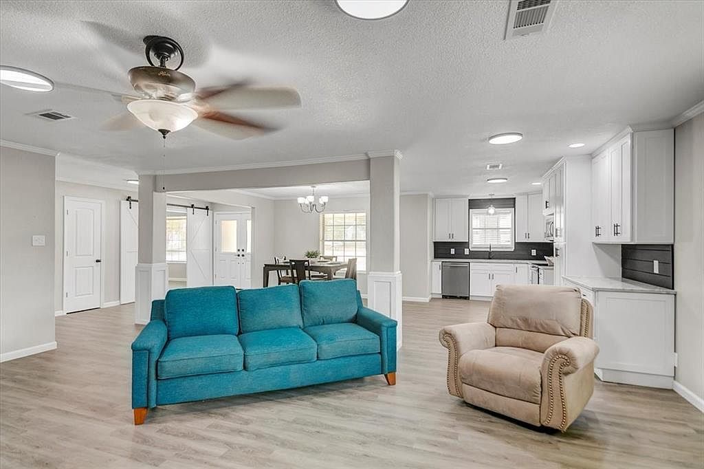 4121 Willowoak Dr Groves, TX 77619 - Thumbnail 5