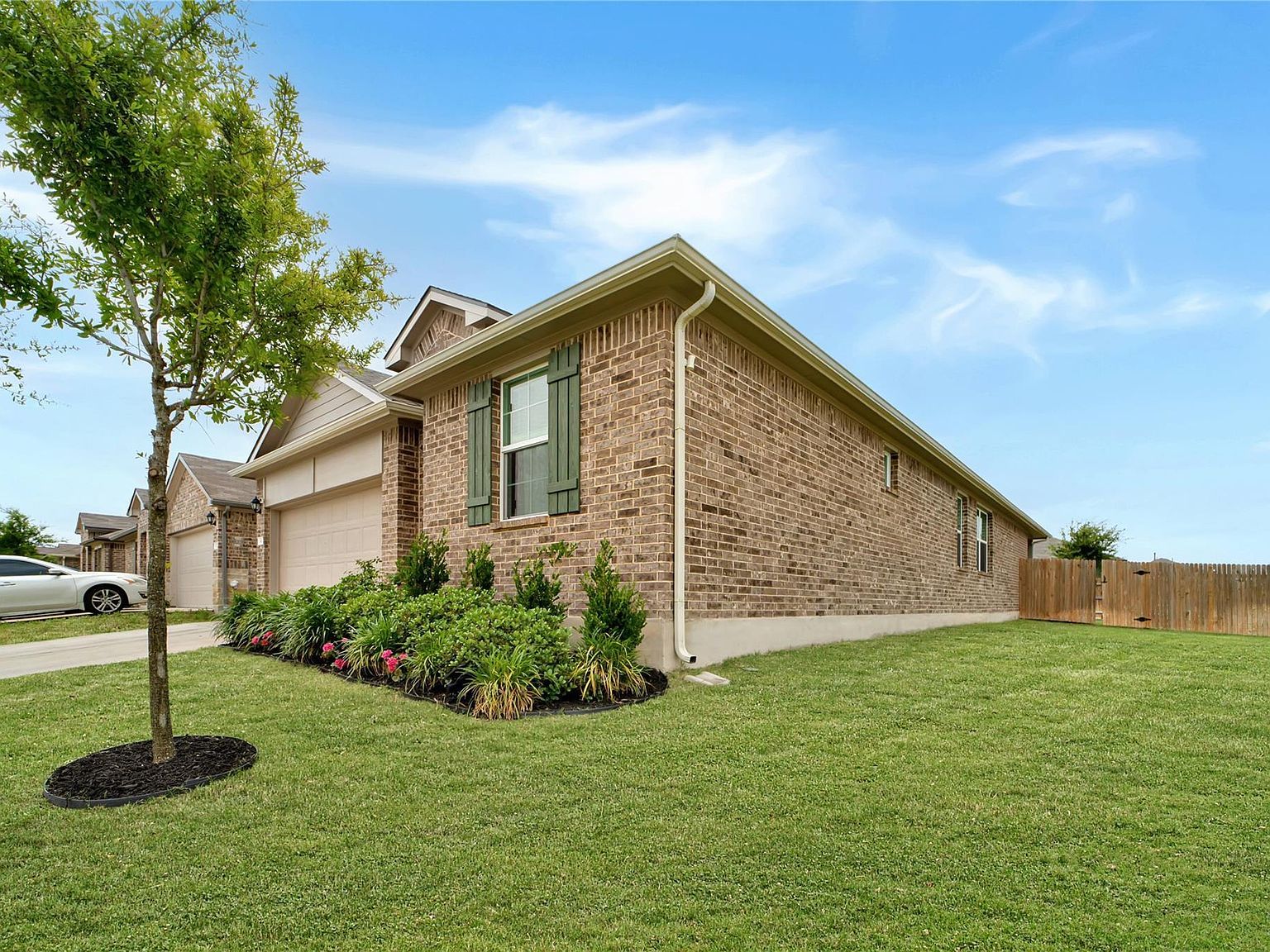 141 Medinah Ln San Marcos, TX 78666 - Thumbnail 5