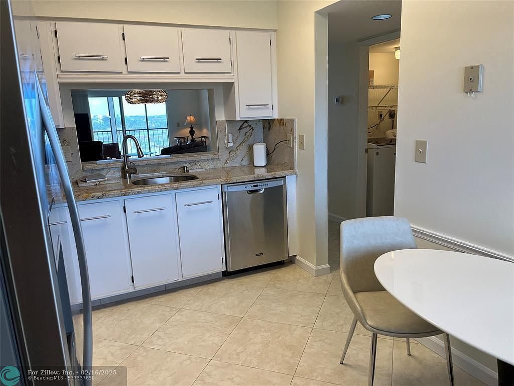 7260 Kinghurst Dr APT 606 Delray Beach, FL 33446 - Thumbnail 5