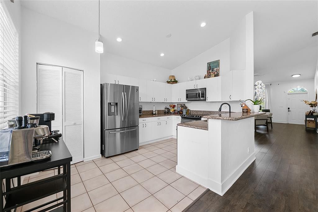 1337 Fairfax Cir E Boynton Beach, FL 33436 - Thumbnail 5