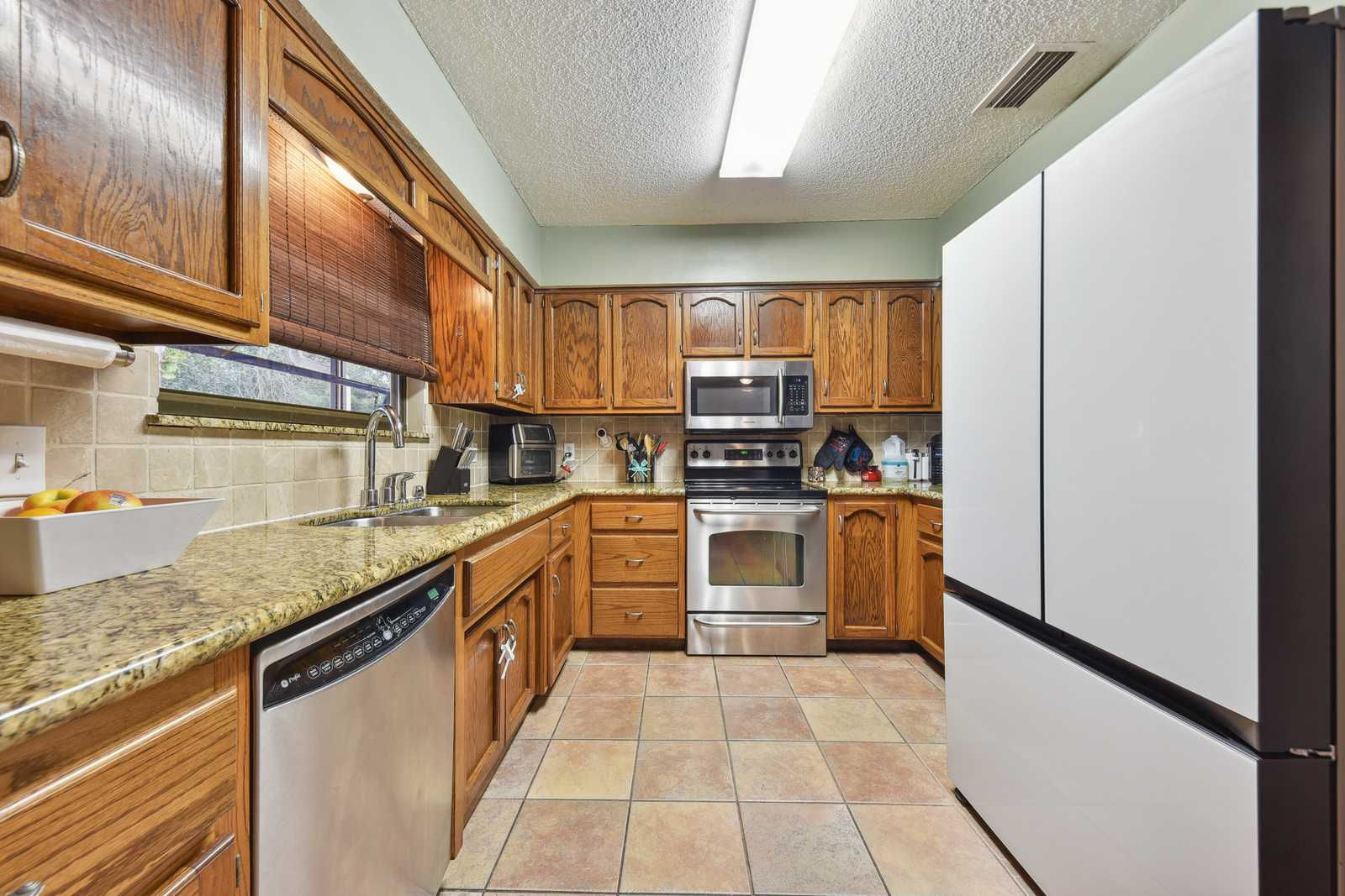 2304 Stonebridge Drive, Orange Park, FL, 32065 - Thumbnail 5