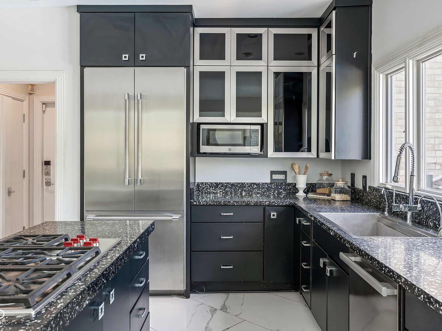 434 Sheffield Ct Carmel, IN 46032 - Thumbnail 5