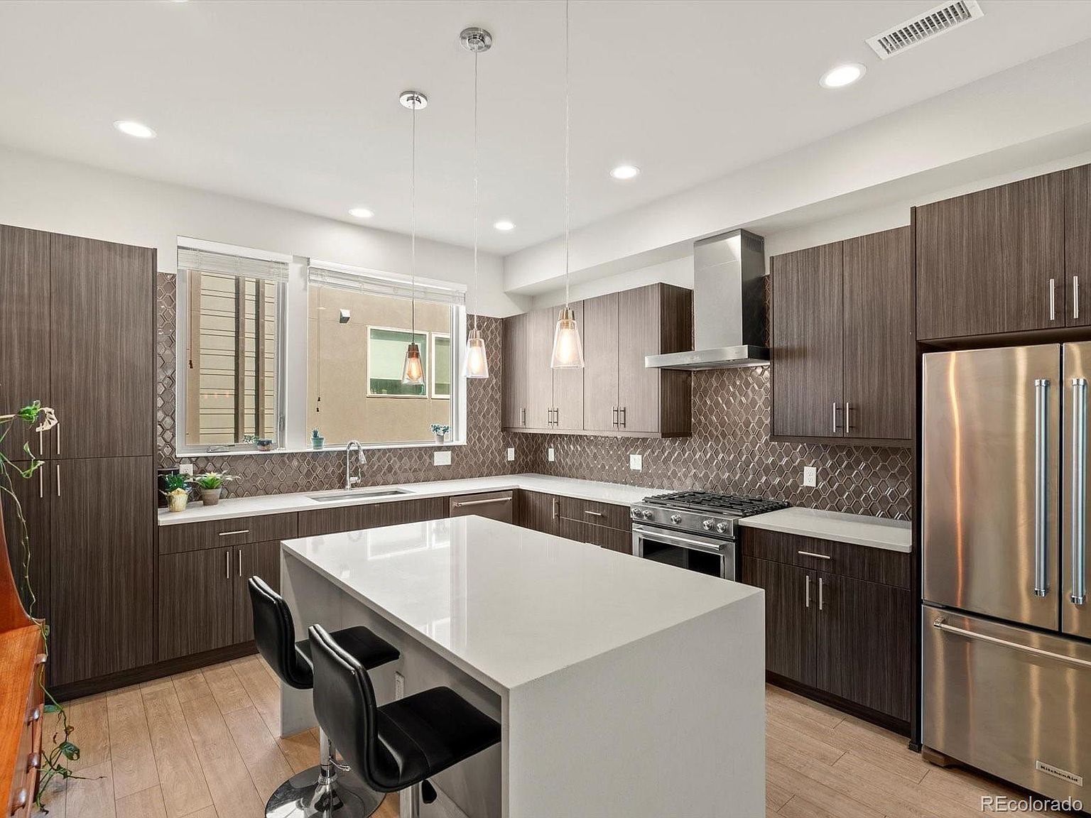 1014 Acoma St Denver, CO 80204 - Thumbnail 5