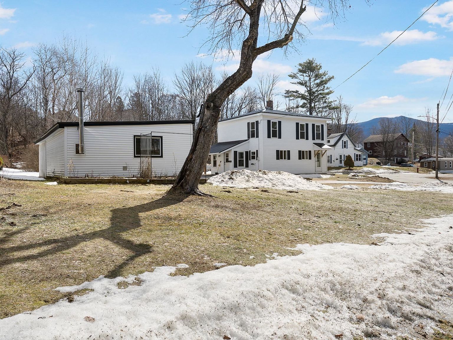 84 Hillside Ave Northumberland, NH 03582 - Thumbnail 5