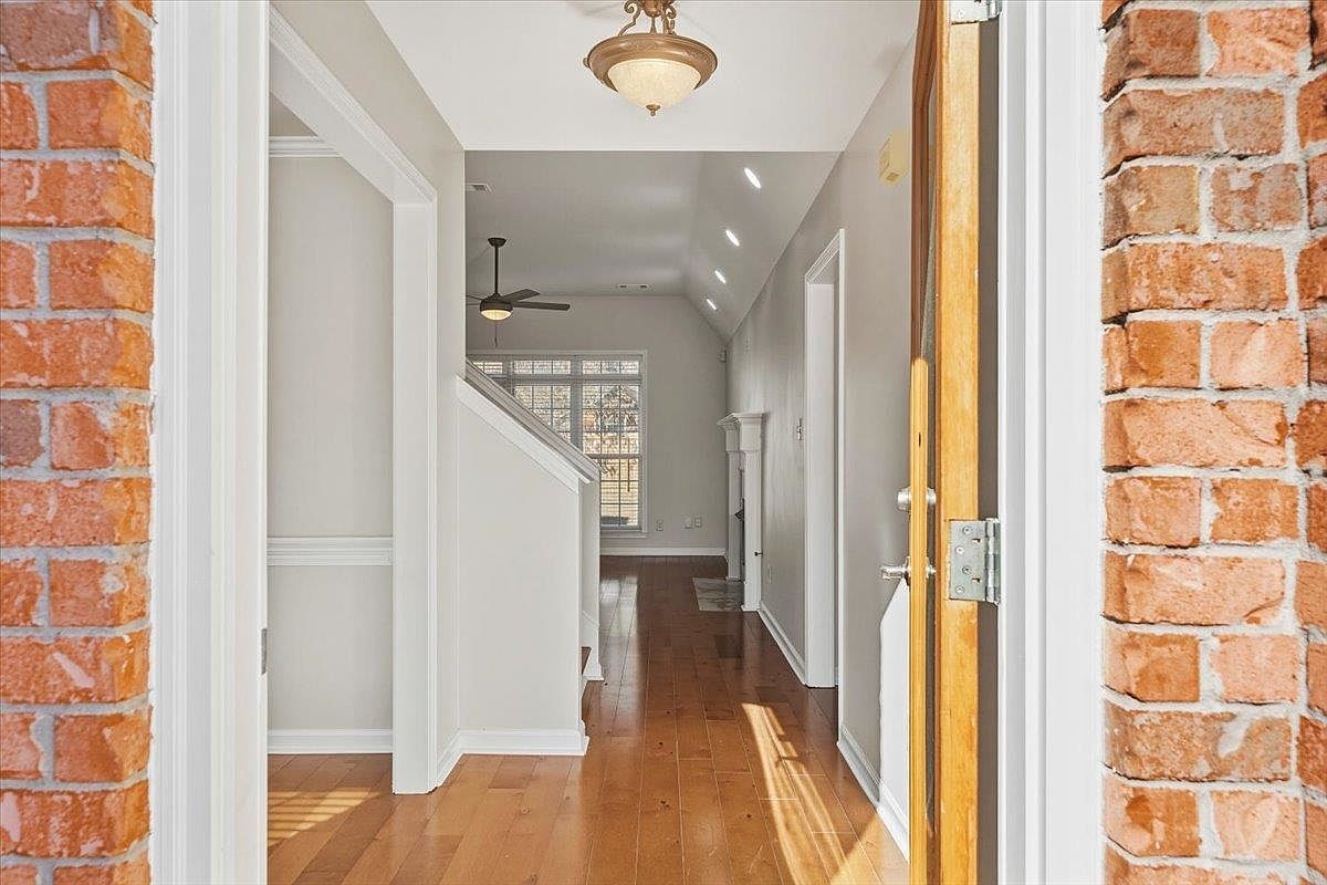 1645 Hailsham Cv Cordova, TN 38016 - Thumbnail 5