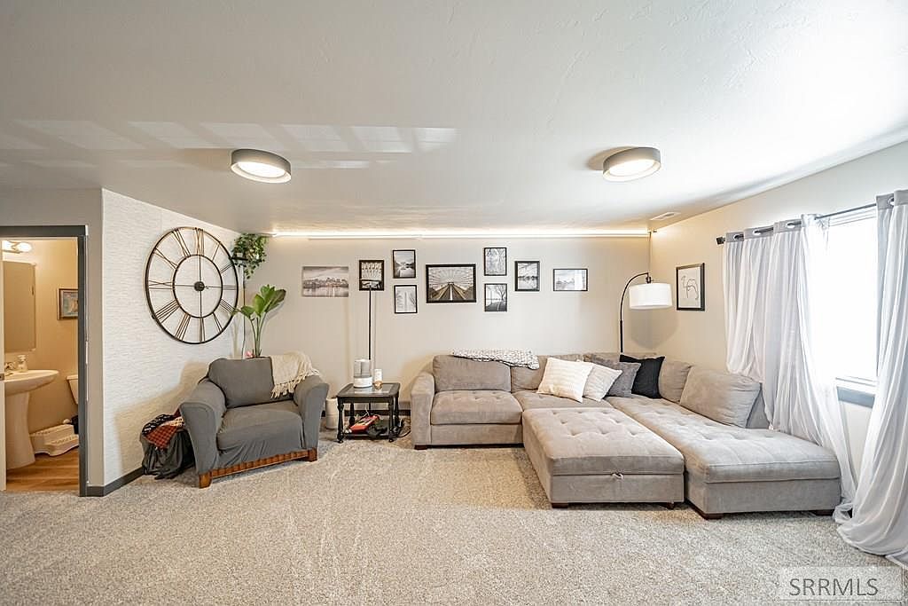 2015 Lawrence Ln #404 Blackfoot, ID 83221 - Thumbnail 5