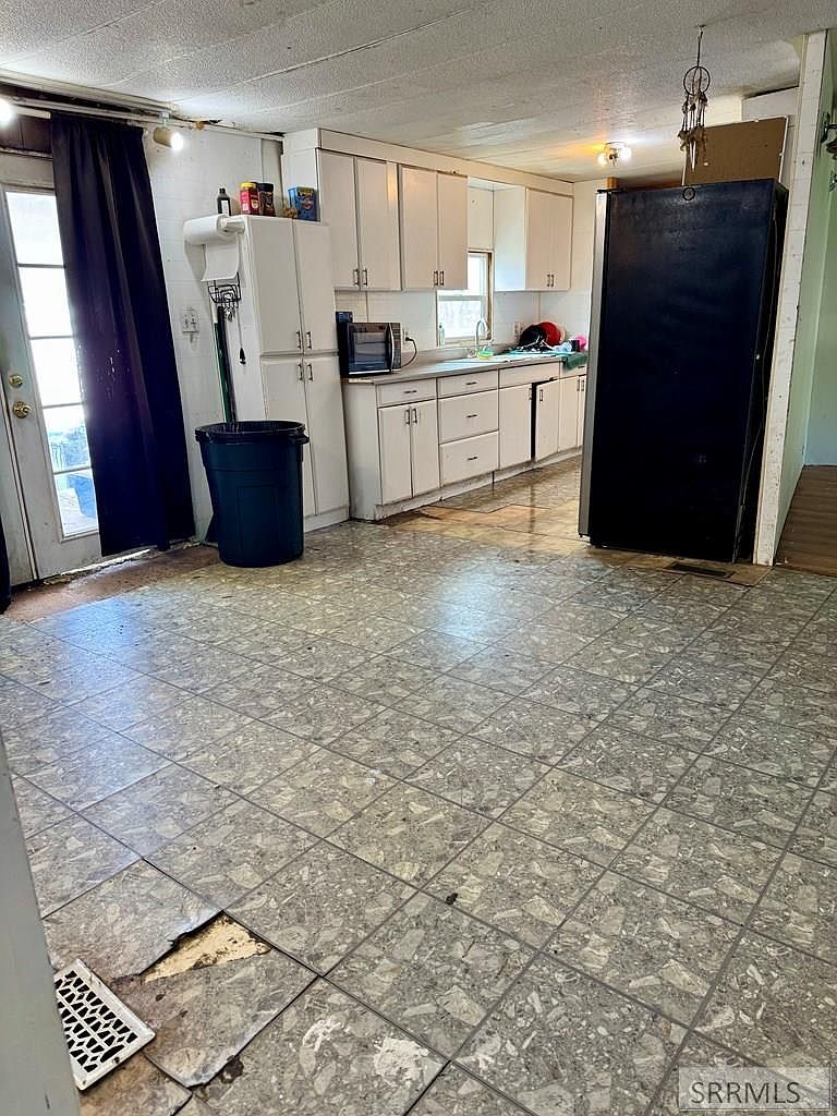 6515 S 5th Ave Pocatello, ID 83204 - Thumbnail 5