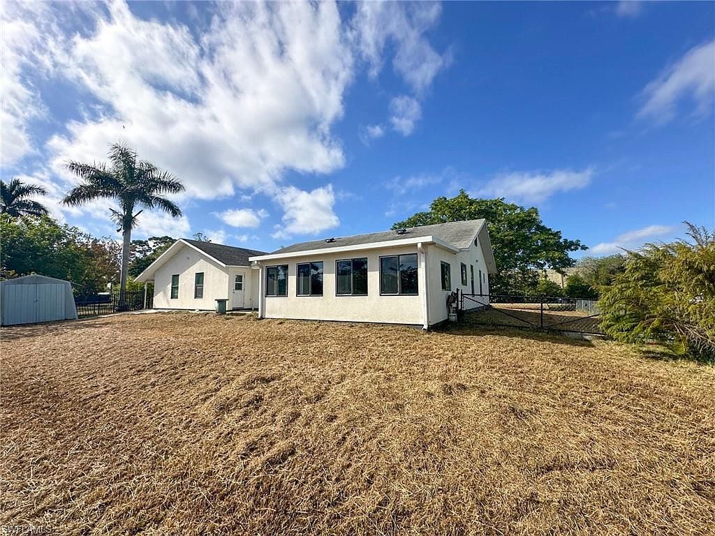 137 Meta St Fort Myers, FL 33905 - Thumbnail 5