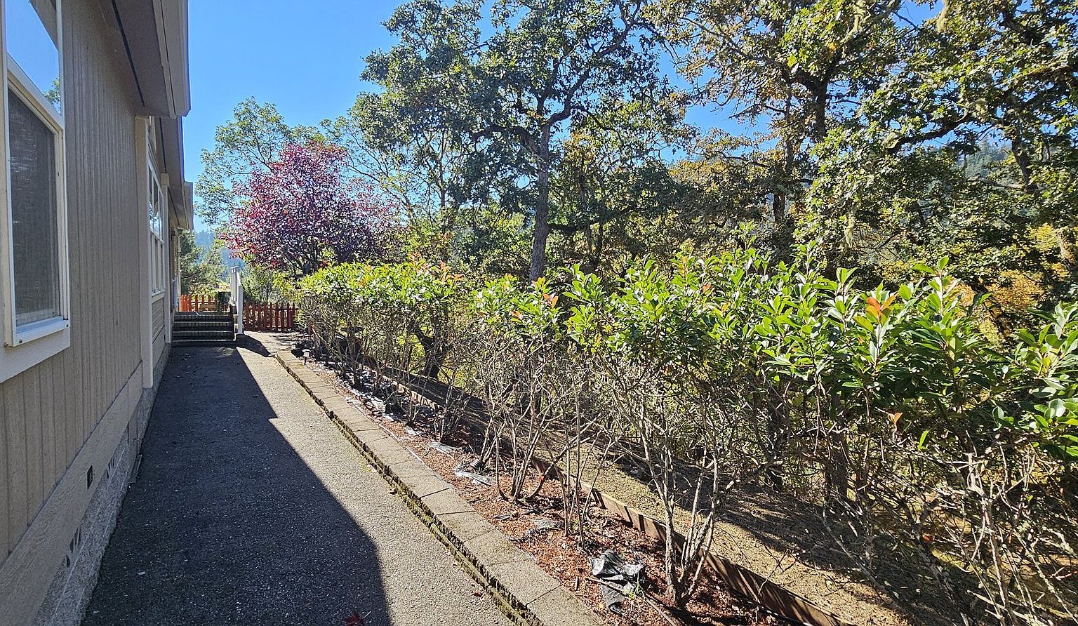 1525 Braunda Dr Roseburg, OR 97471 - Thumbnail 5