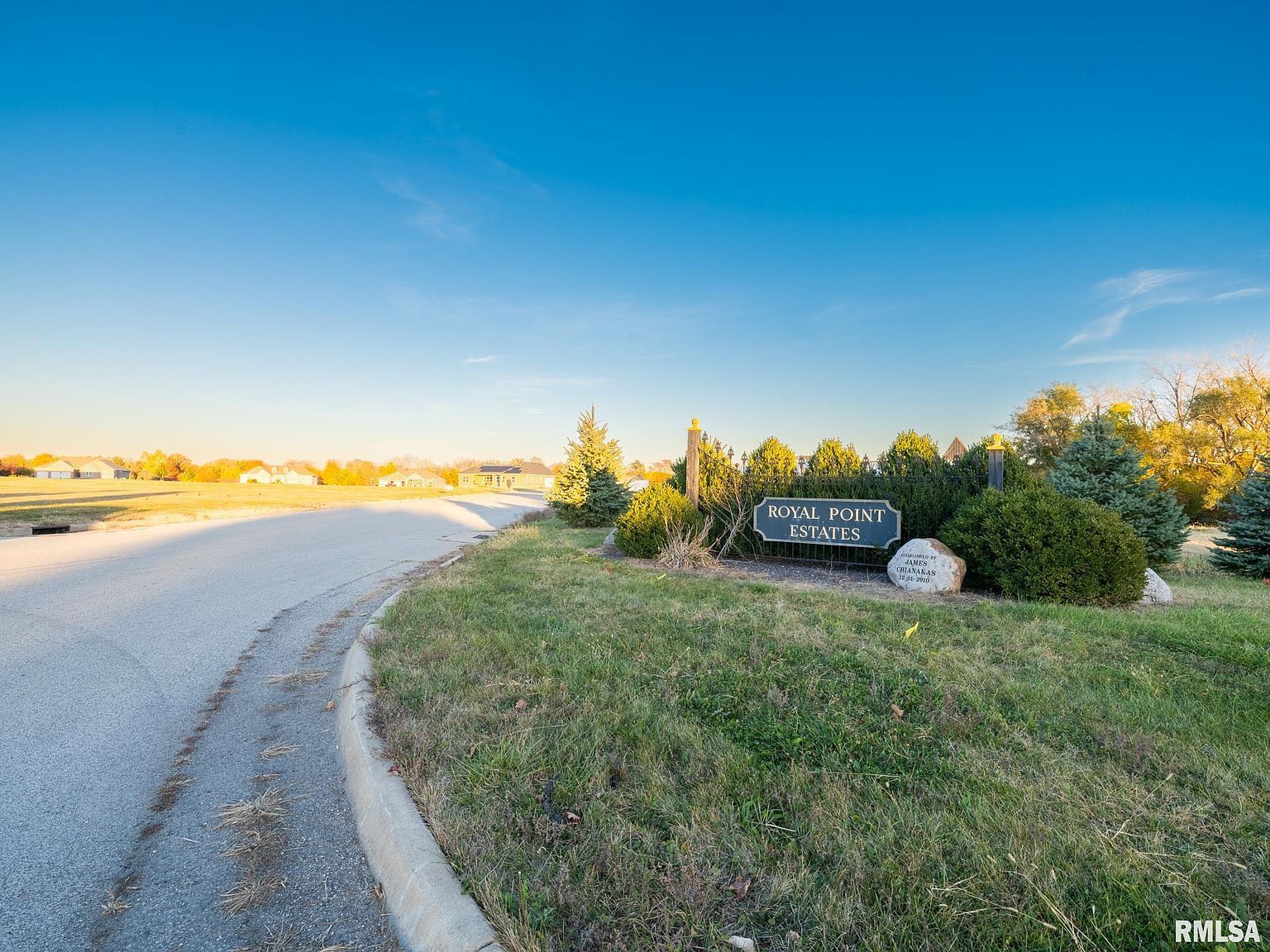 116 Lost Creek Ct Pekin, IL 61554 - Thumbnail 5