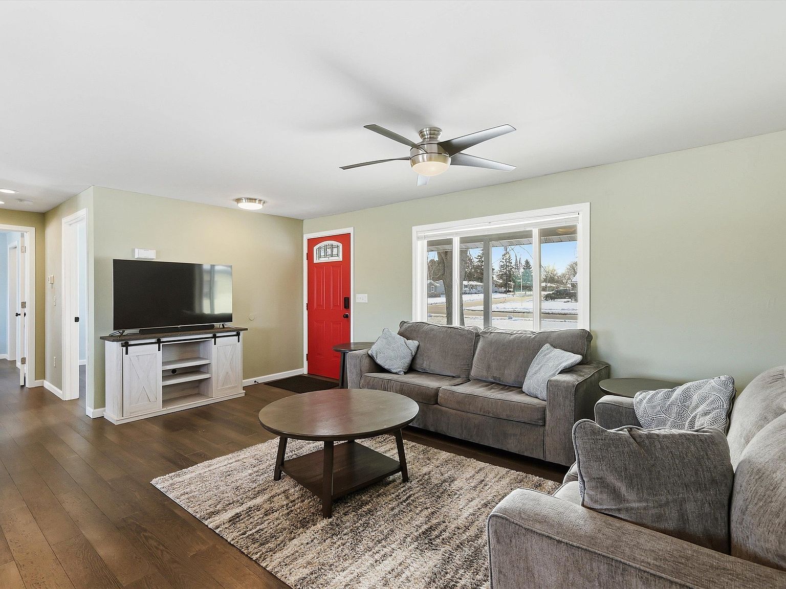 744 Twin Harbor Dr Winneconne, WI 54986 - Thumbnail 5