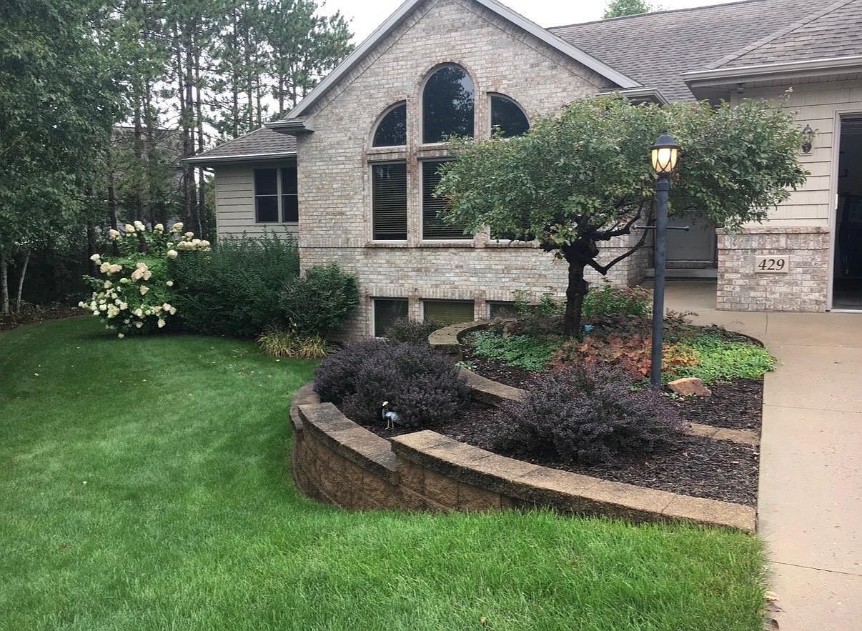 429 S Pine Grove Ln Hortonville, WI 54944 - Thumbnail 5