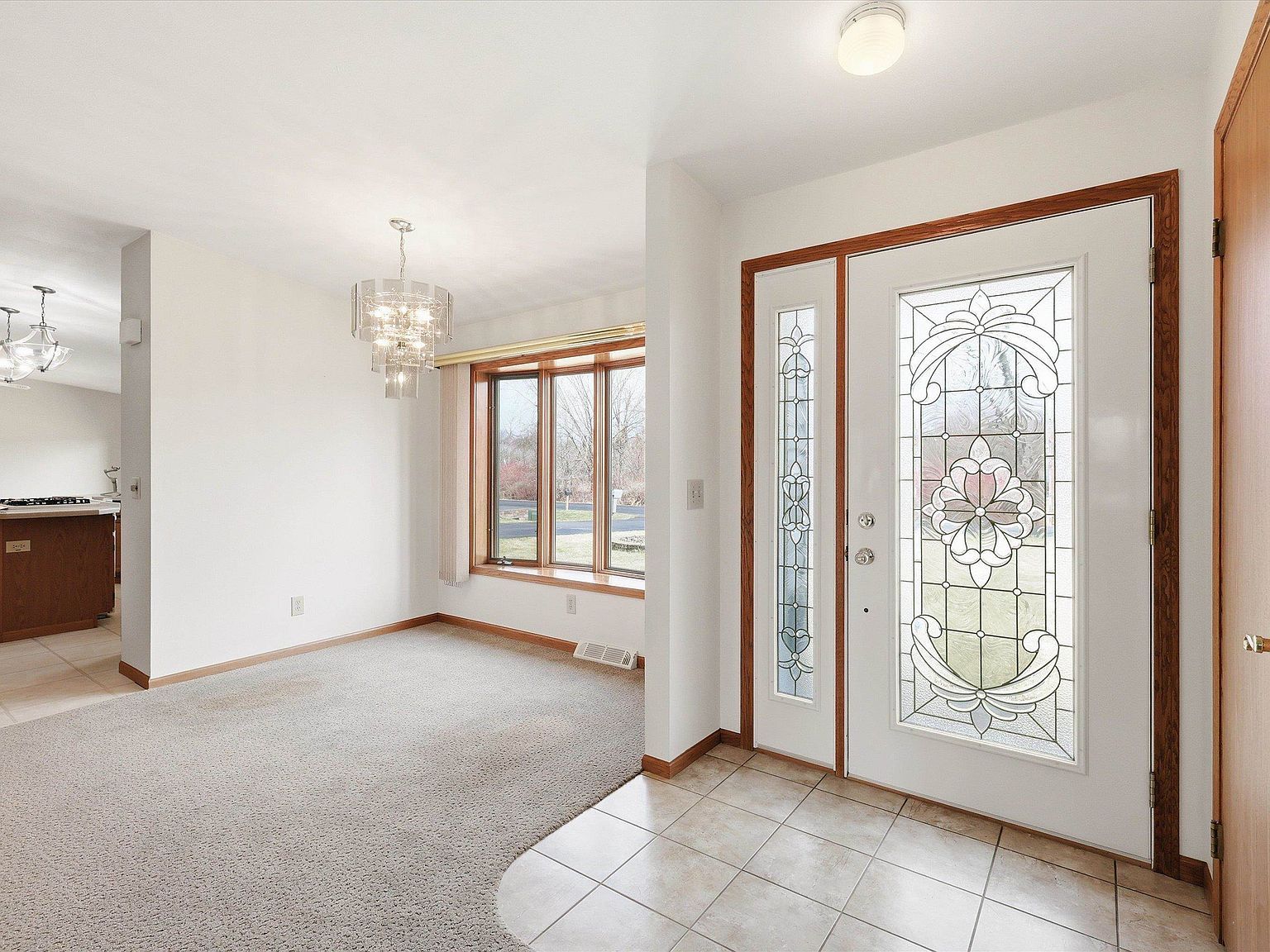 5235 Chesapeake Ct Oshkosh, WI 54901 - Thumbnail 5