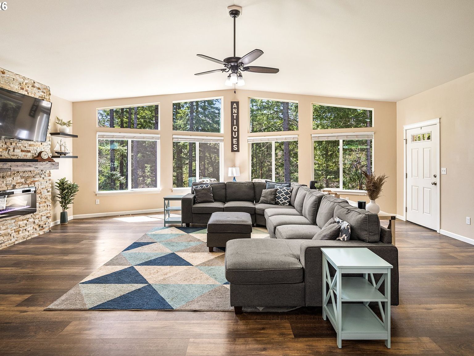 1452 Lacock Kelchner Rd Underwood, WA 98651 - Thumbnail 5