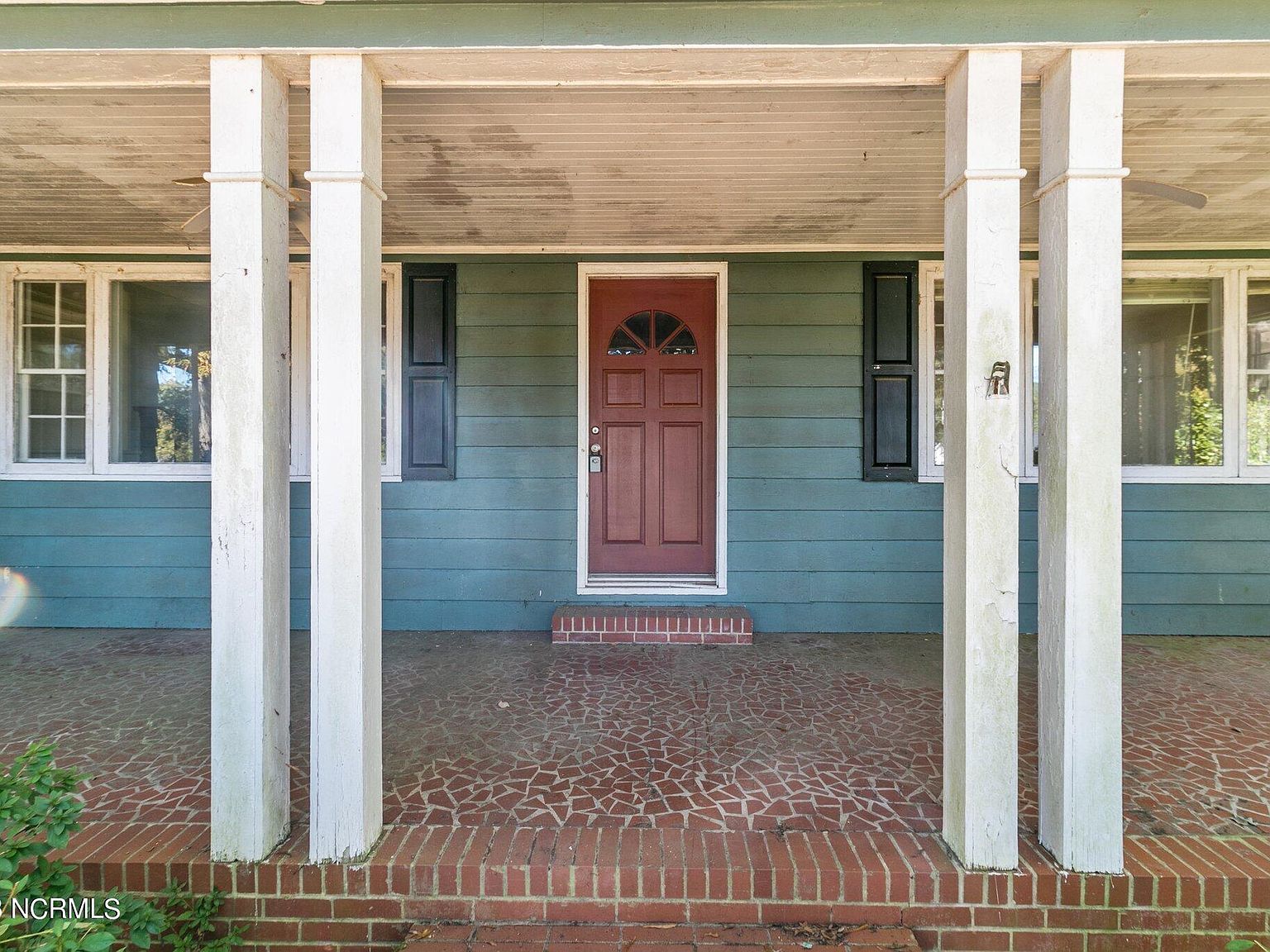 521 S Main St Broadway, NC 27505 - Thumbnail 5