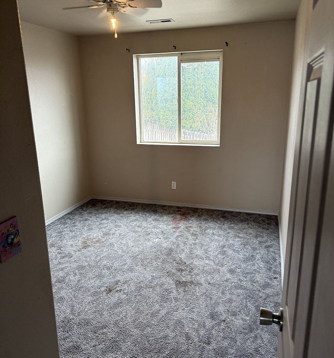 2464 Blue Jay St Umatilla, OR 97882 - Thumbnail 5