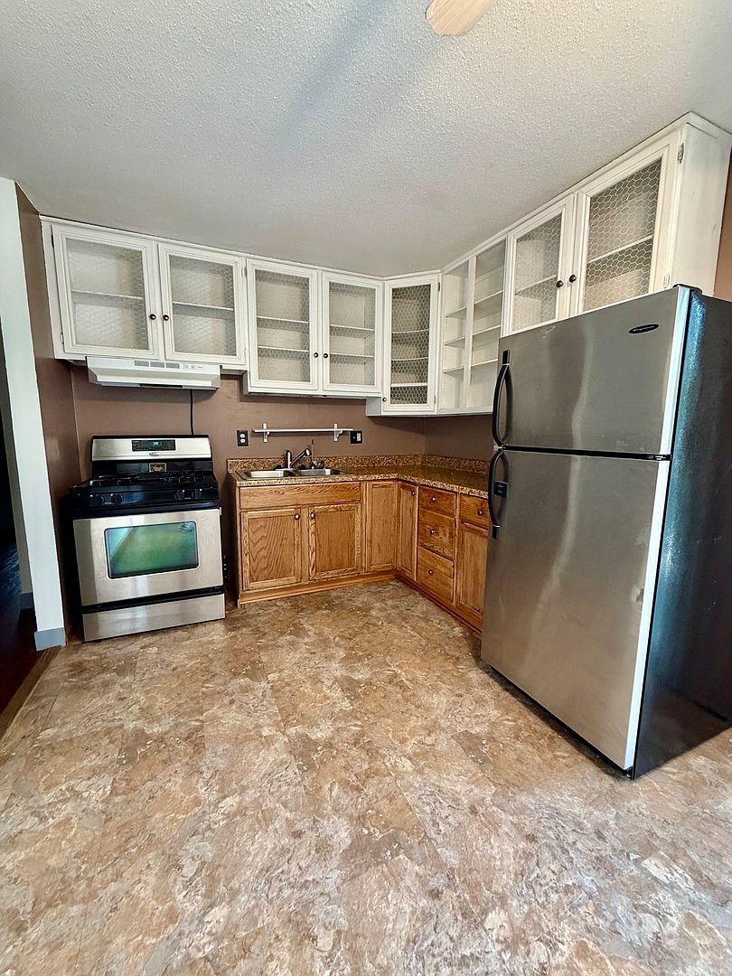1612 Middle Rd Camanche, IA 52730 - Thumbnail 5